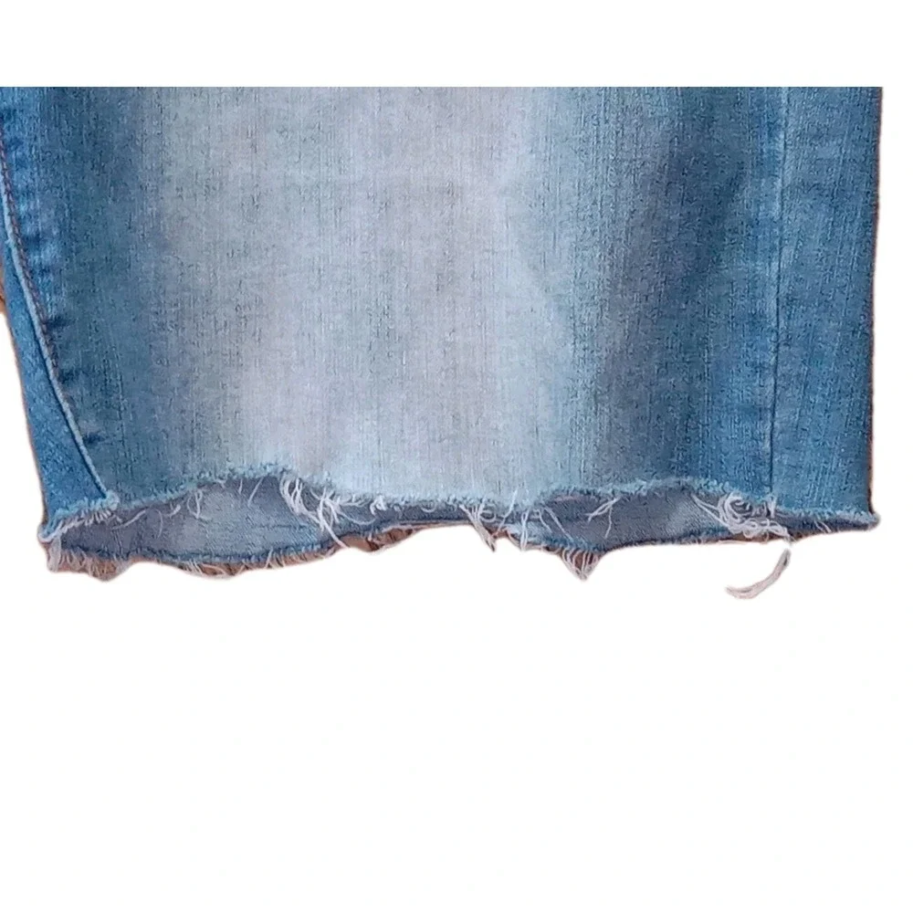 IT Jeans Tiffany Long‎ Rider Bermuda Shorts Sz 14 Distessed Stretch Denim